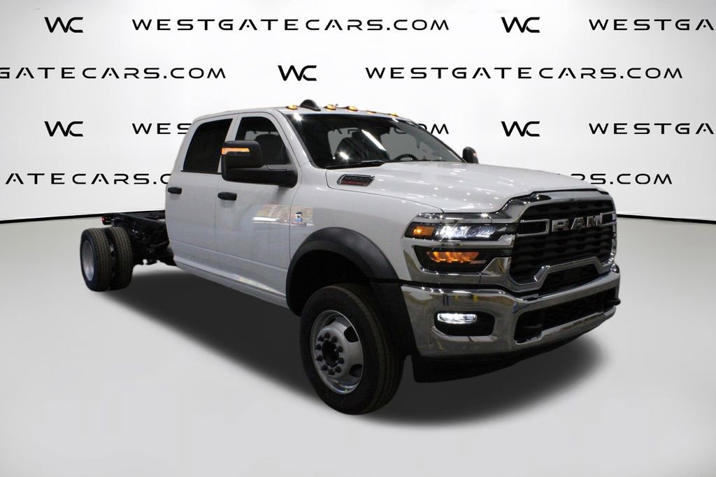 New 2026 RAM 5500 Tradesman w/ Chrome Appearance Group image 2