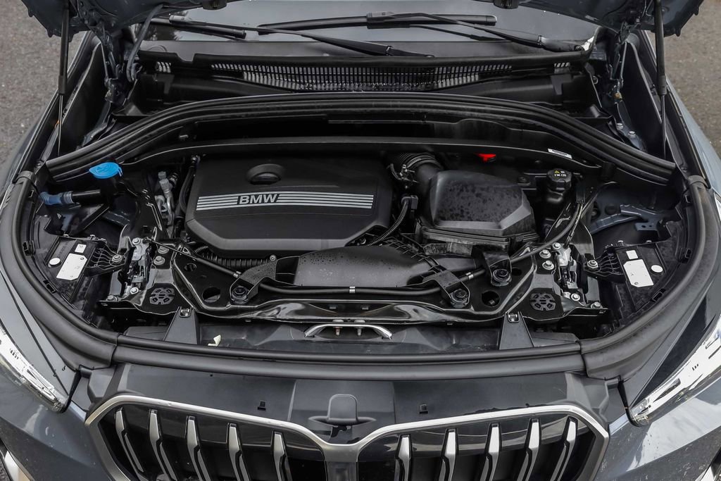 Used 2025 BMW X1 xDrive28i w/ Technology Package image 27