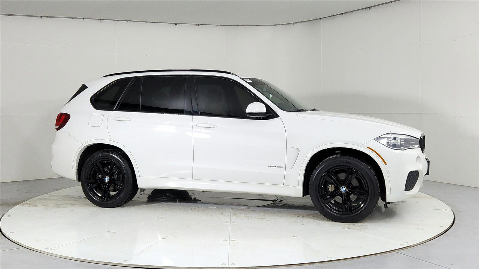 Used 2018 BMW X5 xDrive35i AWD/4WD image 2