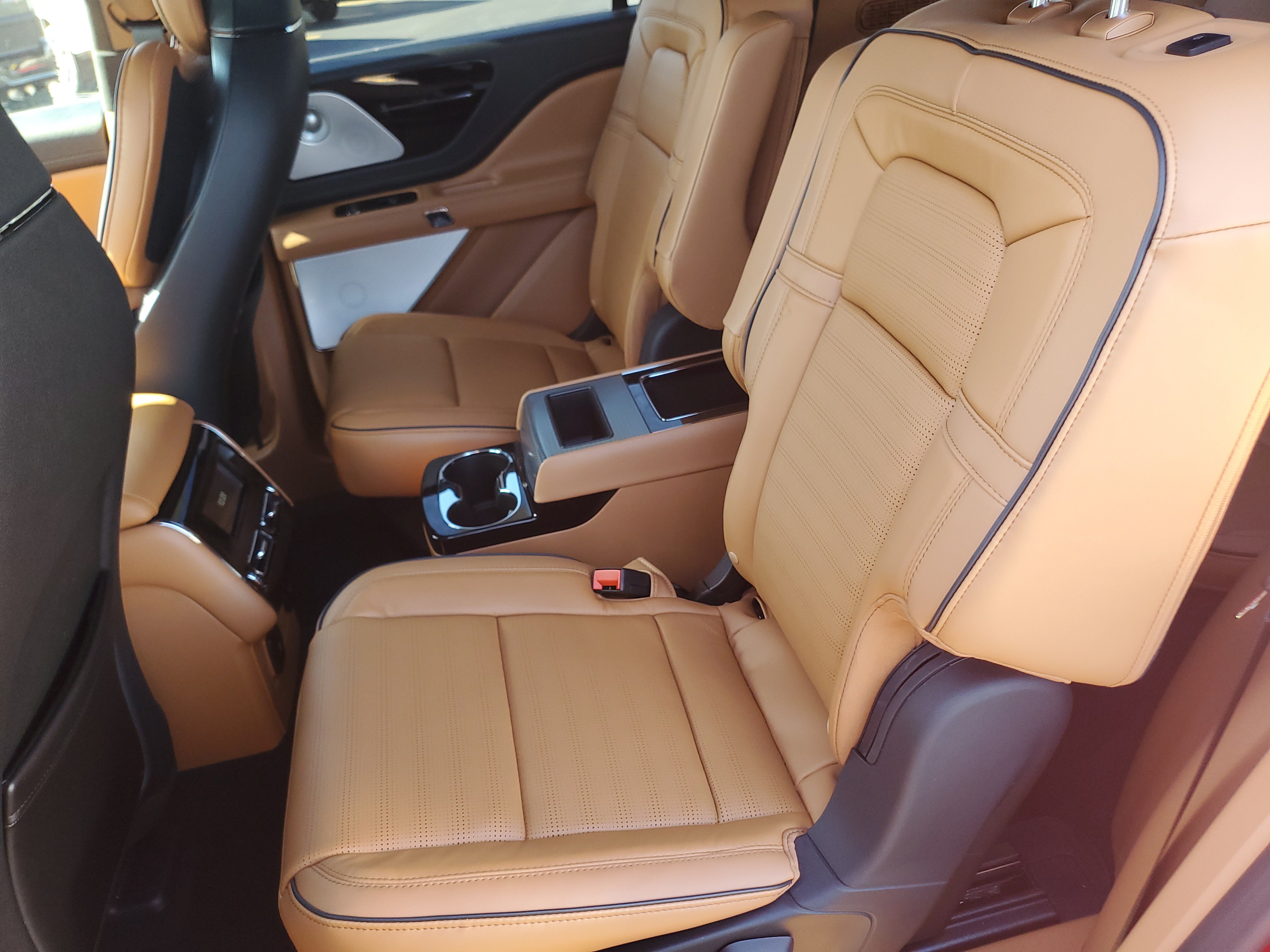 New 2027 Lincoln Aviator Black Label w/ Dynamic Handling Package AWD/4WD image 27