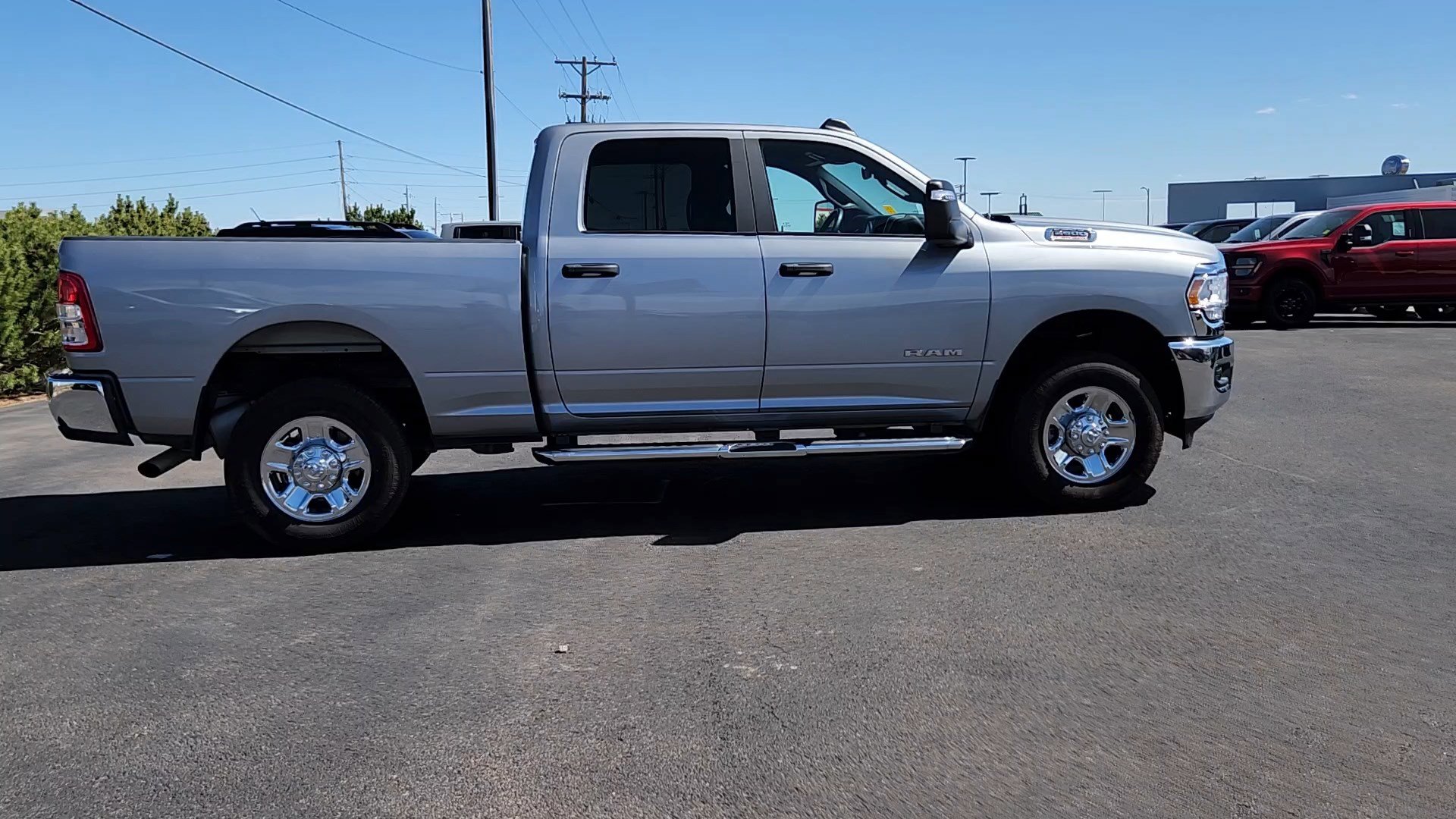 Used 2024 RAM 2500 Big Horn w/ Bed Utility Group image 3
