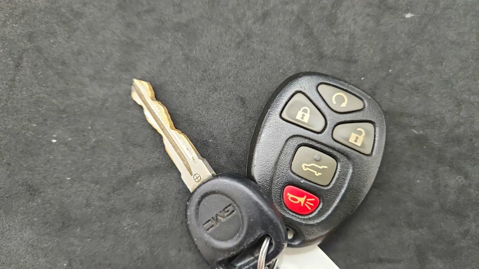 Used 2016 GMC Acadia SLT image 21