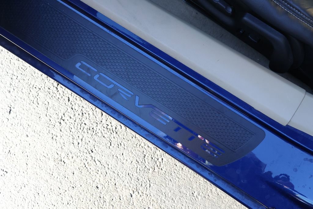 Used 2007 Chevrolet Corvette Coupe w/ Preferred Equipment Group image 16