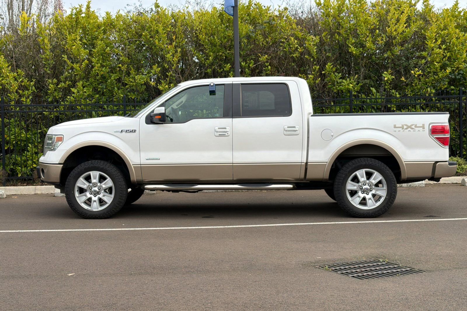 Used 2013 Ford F150 Lariat w/ Luxury Equipment Group image 7
