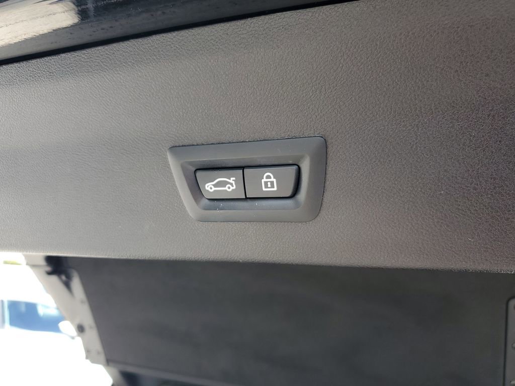 Used 2020 BMW X4 xDrive30i w/ Premium Package image 10