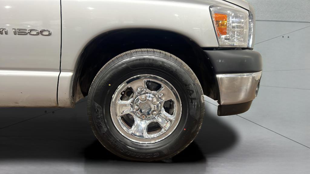 Used 2007 Dodge Ram 1500 Truck ST w/ SXT Group image 34