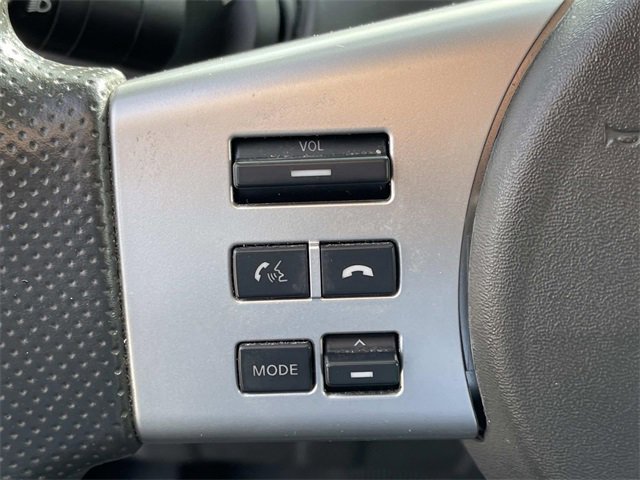 Used 2013 Nissan Frontier SV image 29