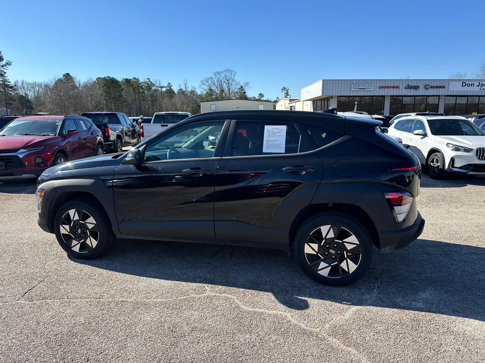 Used 2025 Hyundai Kona SEL image 8