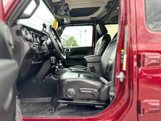Used 2021 Jeep Wrangler Unlimited Sahara AWD/4WD image 10
