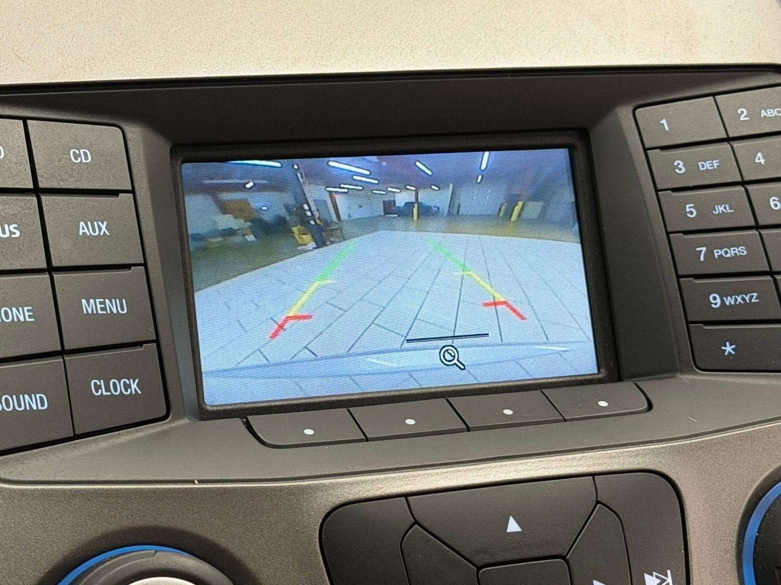 Used 2017 Ford Taurus SE image 28