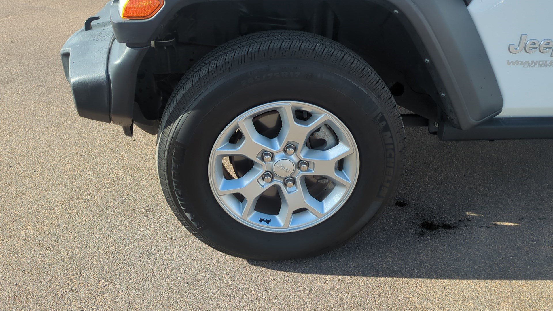 Used 2021 Jeep Wrangler Unlimited Islander image 10