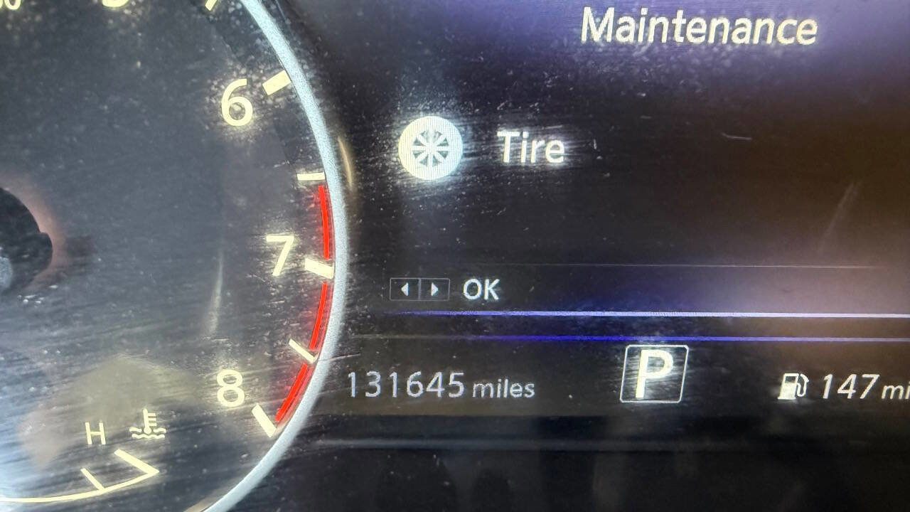 Used 2016 Nissan Maxima SR image 9