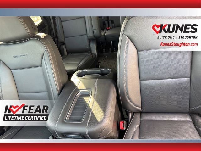 Used 2023 GMC Yukon Denali w/ LPO, Floor Liner Package image 15