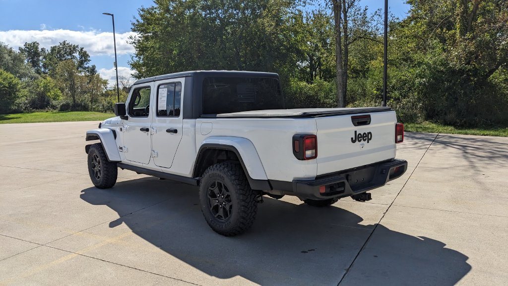 Used 2021 Jeep Gladiator Sport AWD/4WD image 5
