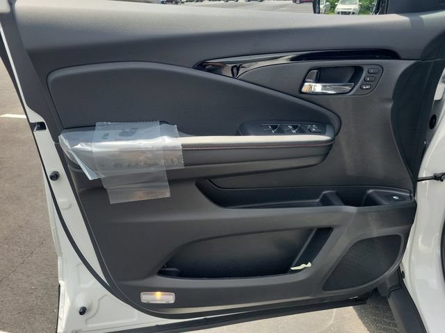 New 2026 Honda Ridgeline Black Edition image 39