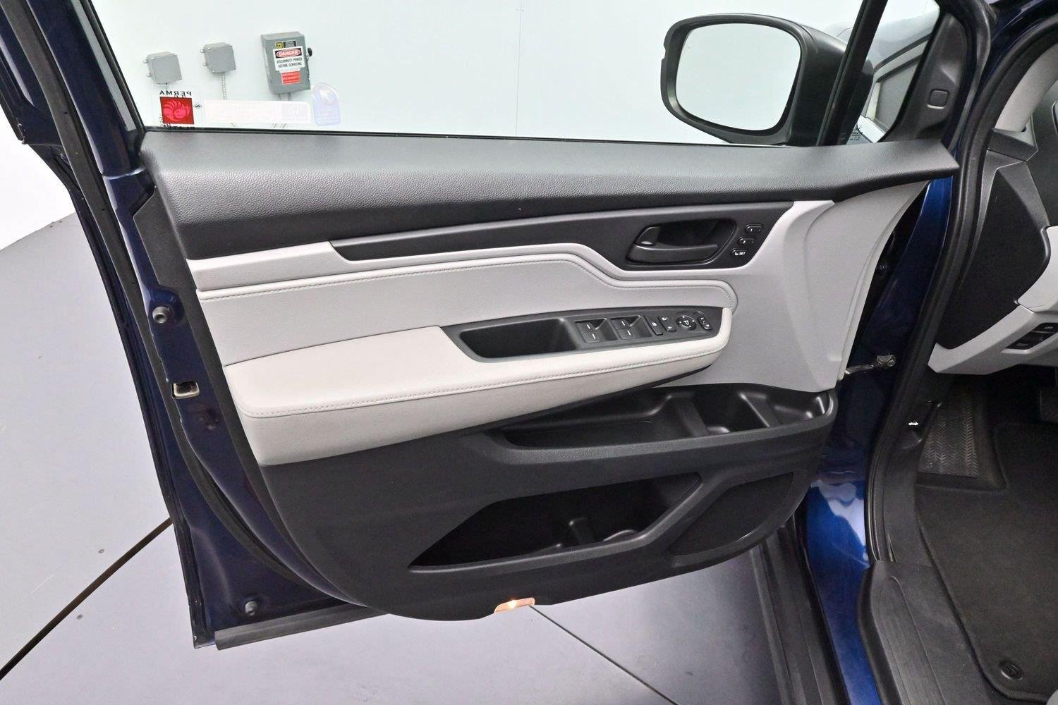 Used 2018 Honda Odyssey EX-L image 9