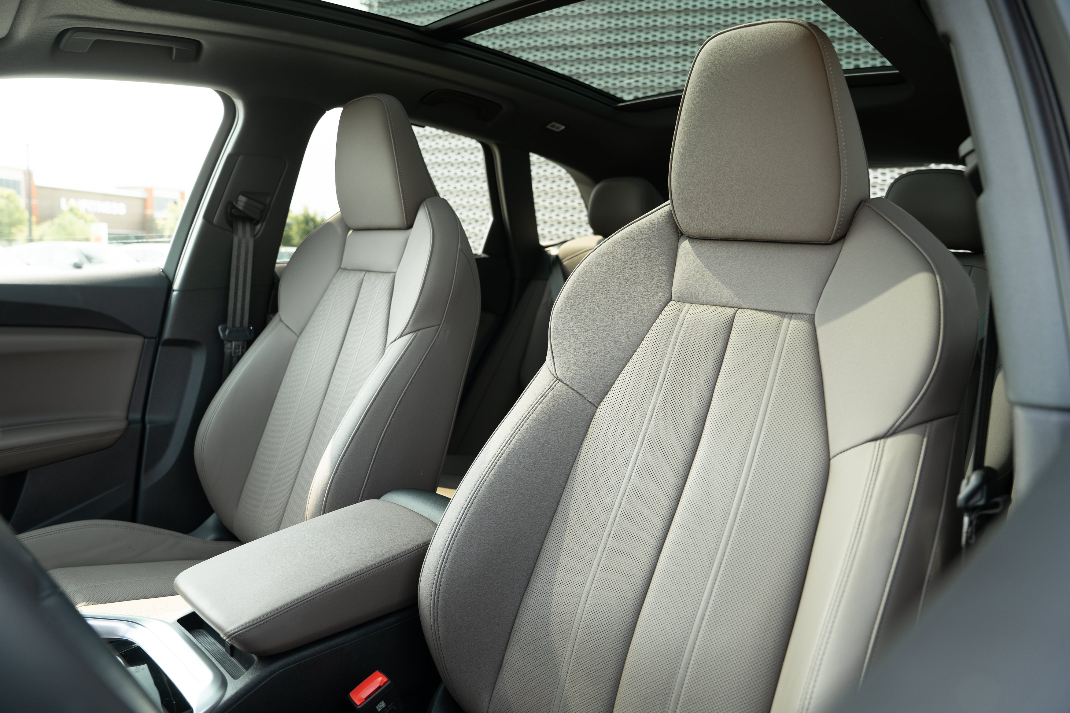 Certified 2025 Audi Q5 Premium w/ Premium Plus AWD/4WD image 20