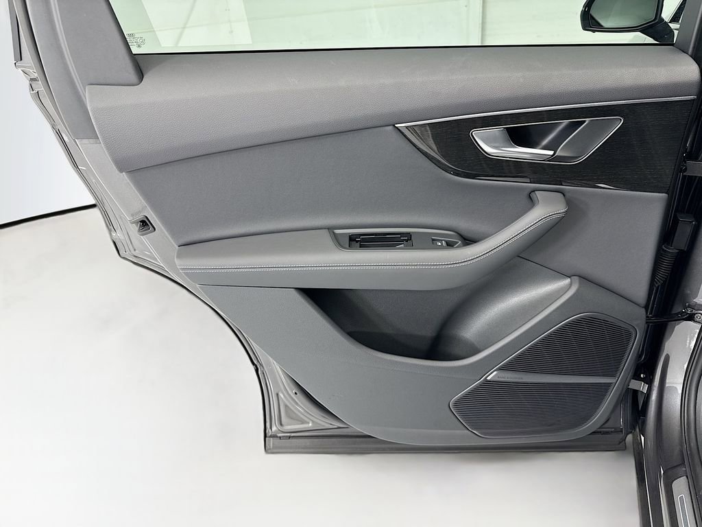 Certified 2025 Audi Q7 2.0T Premium Plus w/ Premium Plus Package image 25