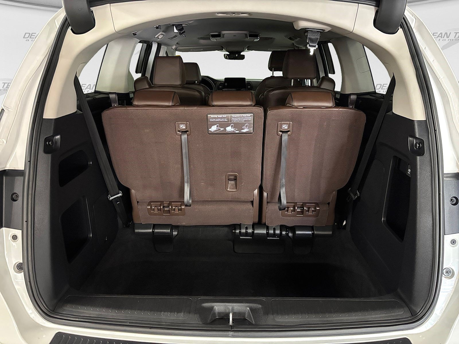 Used 2025 Honda Odyssey Touring image 17