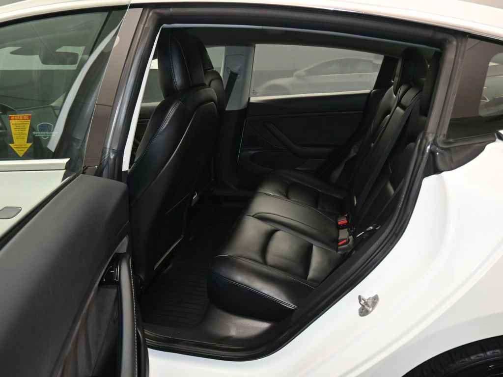 Used 2018 Tesla Model 3 Long Range AWD/4WD image 29