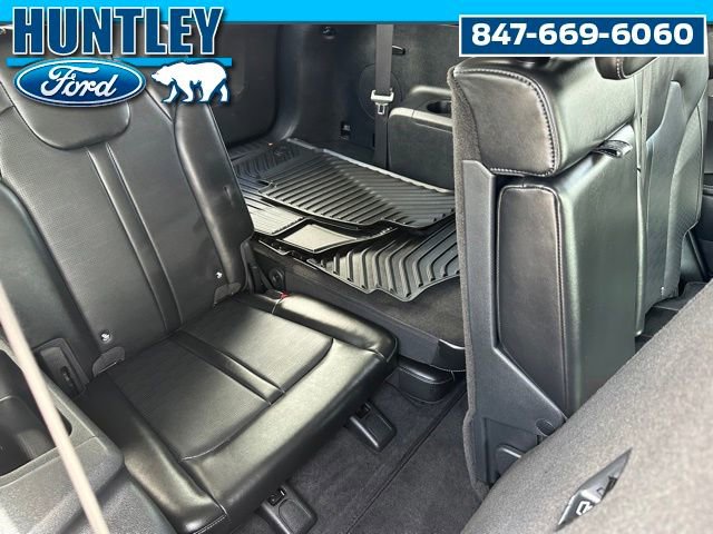 Used 2025 Kia Sorento S image 11