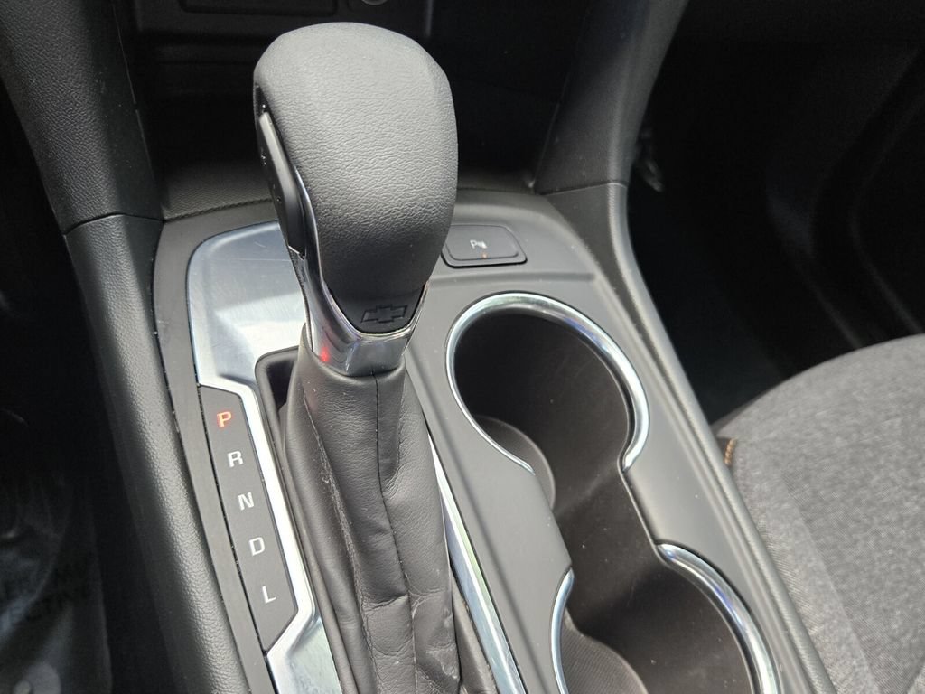 Used 2024 Chevrolet Equinox LT FWD image 19