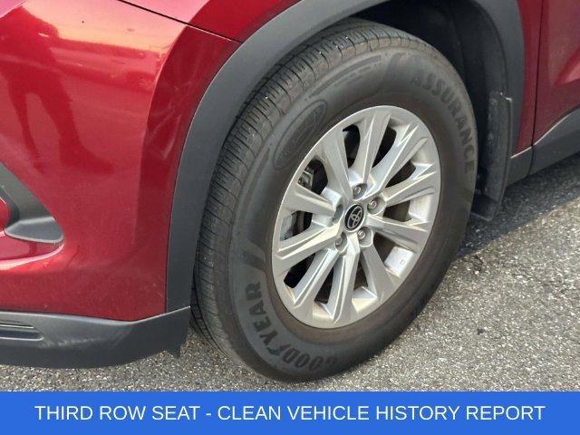 Used 2025 Toyota Grand Highlander FWD image 7