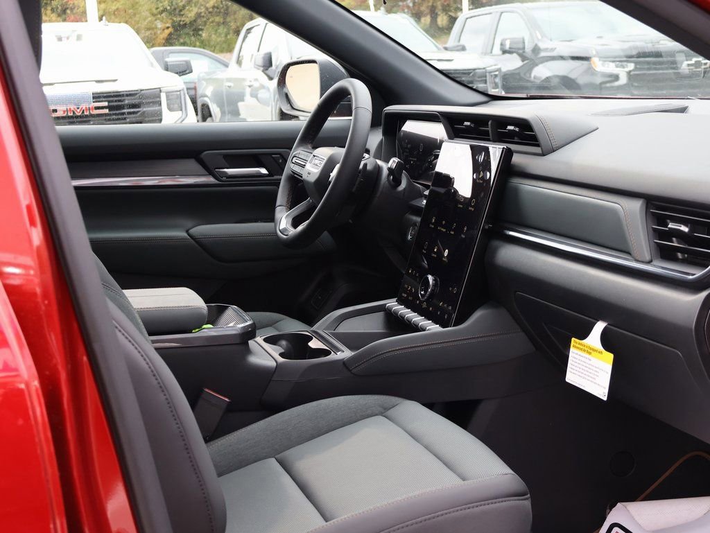 New 2026 GMC Terrain AT4 w/ LPO, Black Badging Package image 36