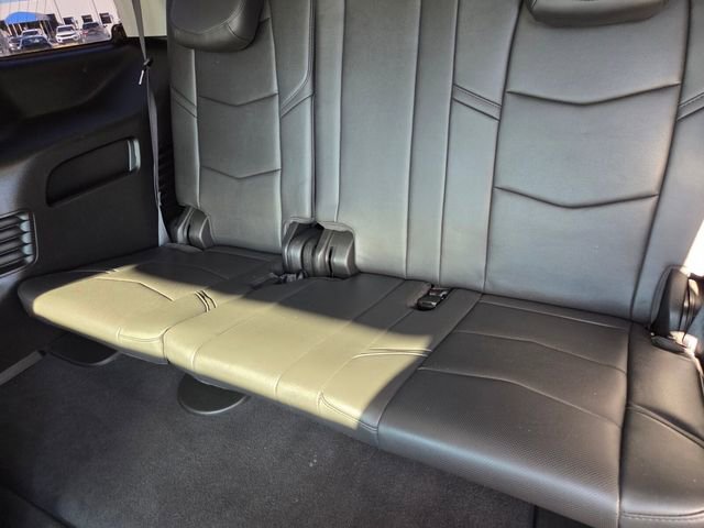 Used 2019 Cadillac Escalade Luxury image 13