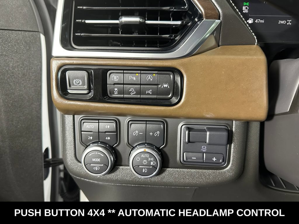 Used 2025 GMC Yukon Denali Ultimate AWD/4WD image 14