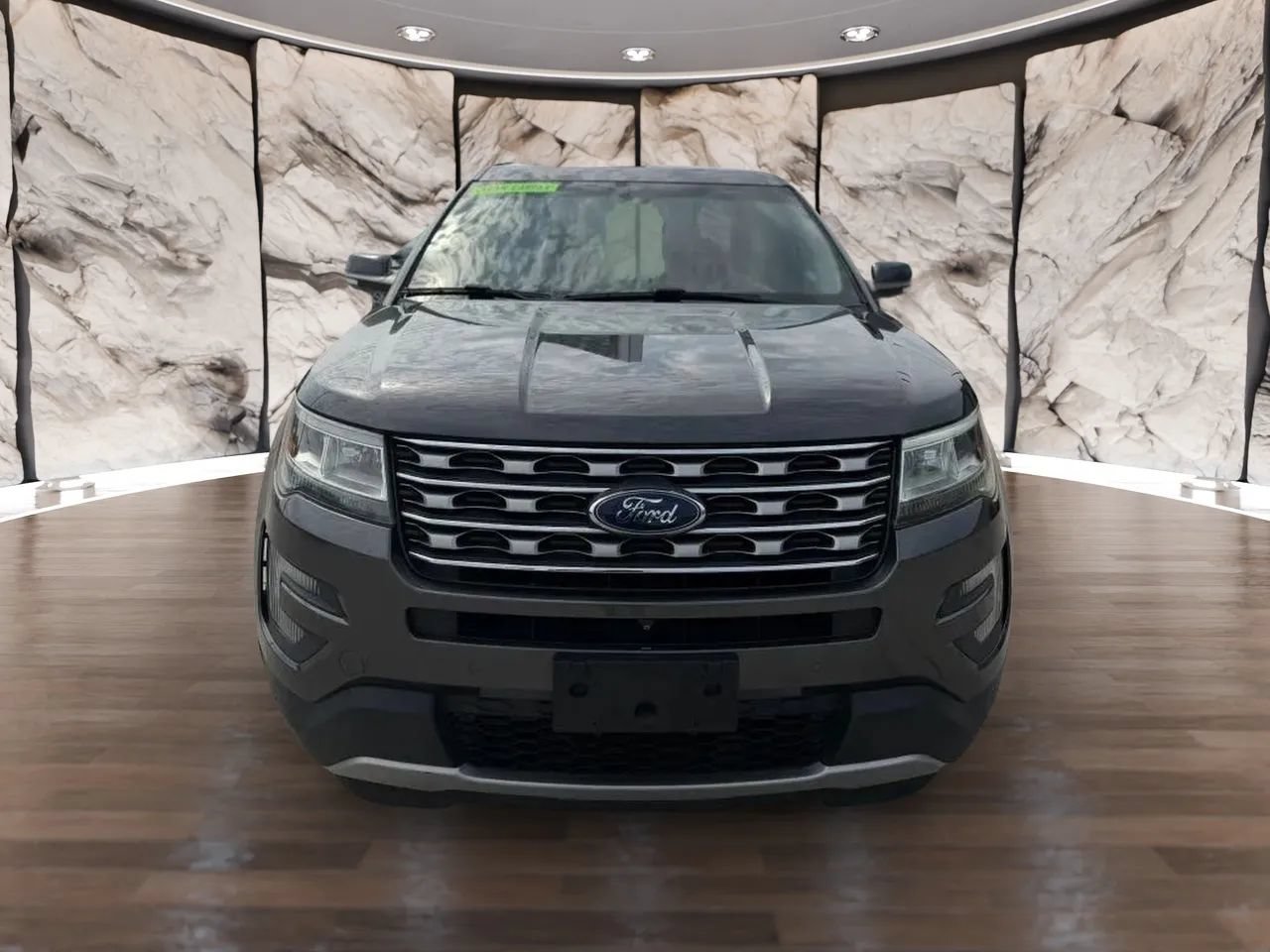 Used 2016 Ford Explorer Limited AWD/4WD image 2