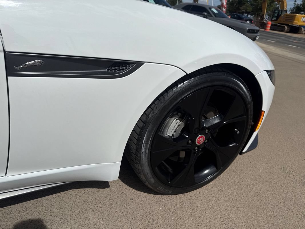 Used 2021 Jaguar F-TYPE First Edition RWD image 16