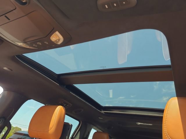 New 2026 Chrysler Pacifica Pinnacle image 7