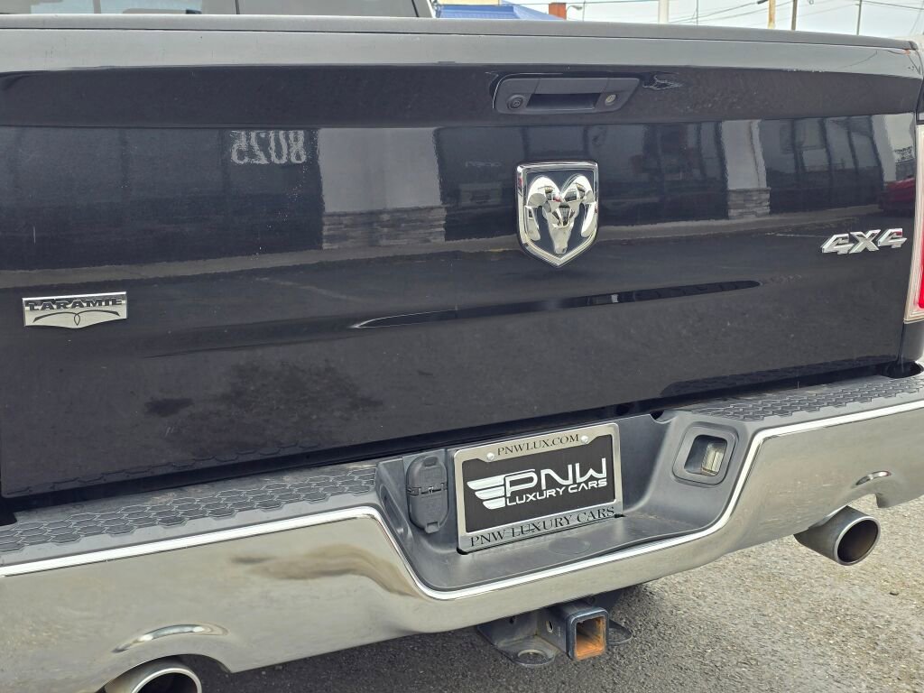 Used 2017 RAM 1500 Laramie w/ Convenience Group AWD/4WD image 14