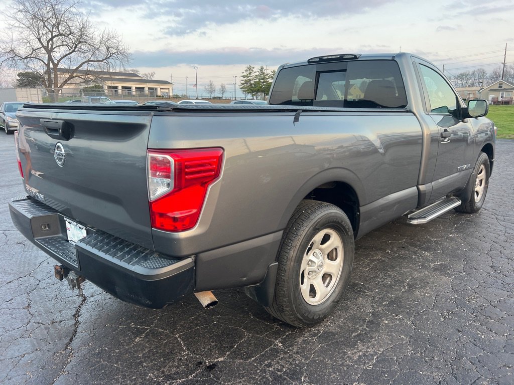 Used 2017 Nissan Titan S RWD image 7
