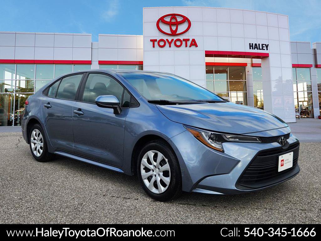 Certified 2025 Toyota Corolla LE FWD image 1