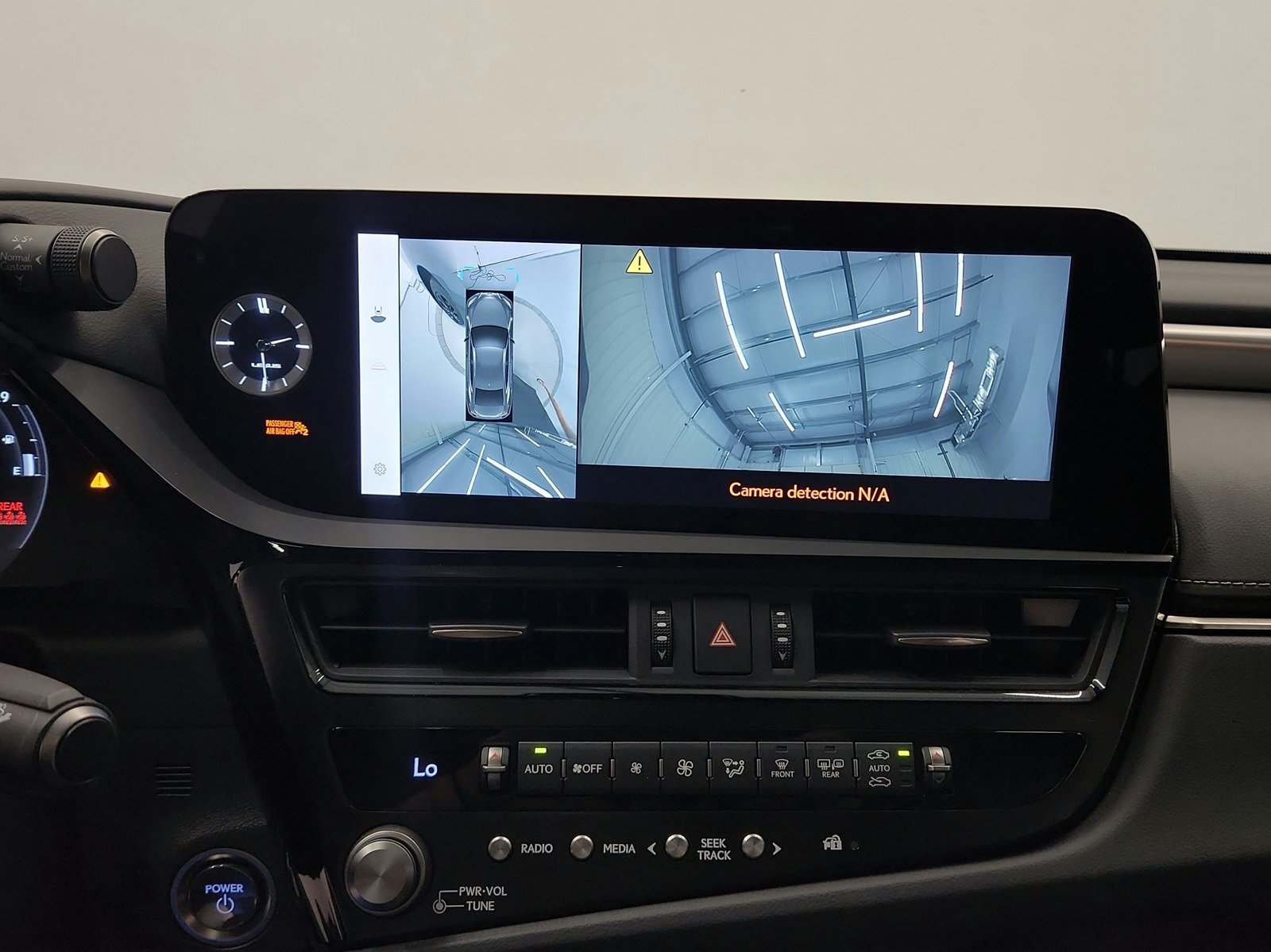 Used 2024 Lexus ES 300h F Sport w/ Accessory Package (Z2) FWD image 24