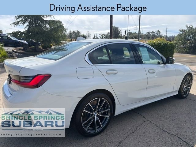 Used 2021 BMW 330i xDrive Sedan w/ Driving Assistance Package AWD/4WD image 4