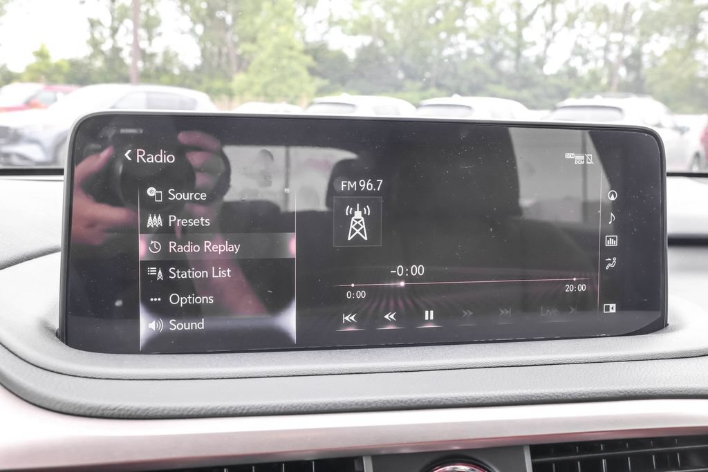 Used 2022 Lexus RX 350 F Sport w/ Accessory Package AWD/4WD image 24