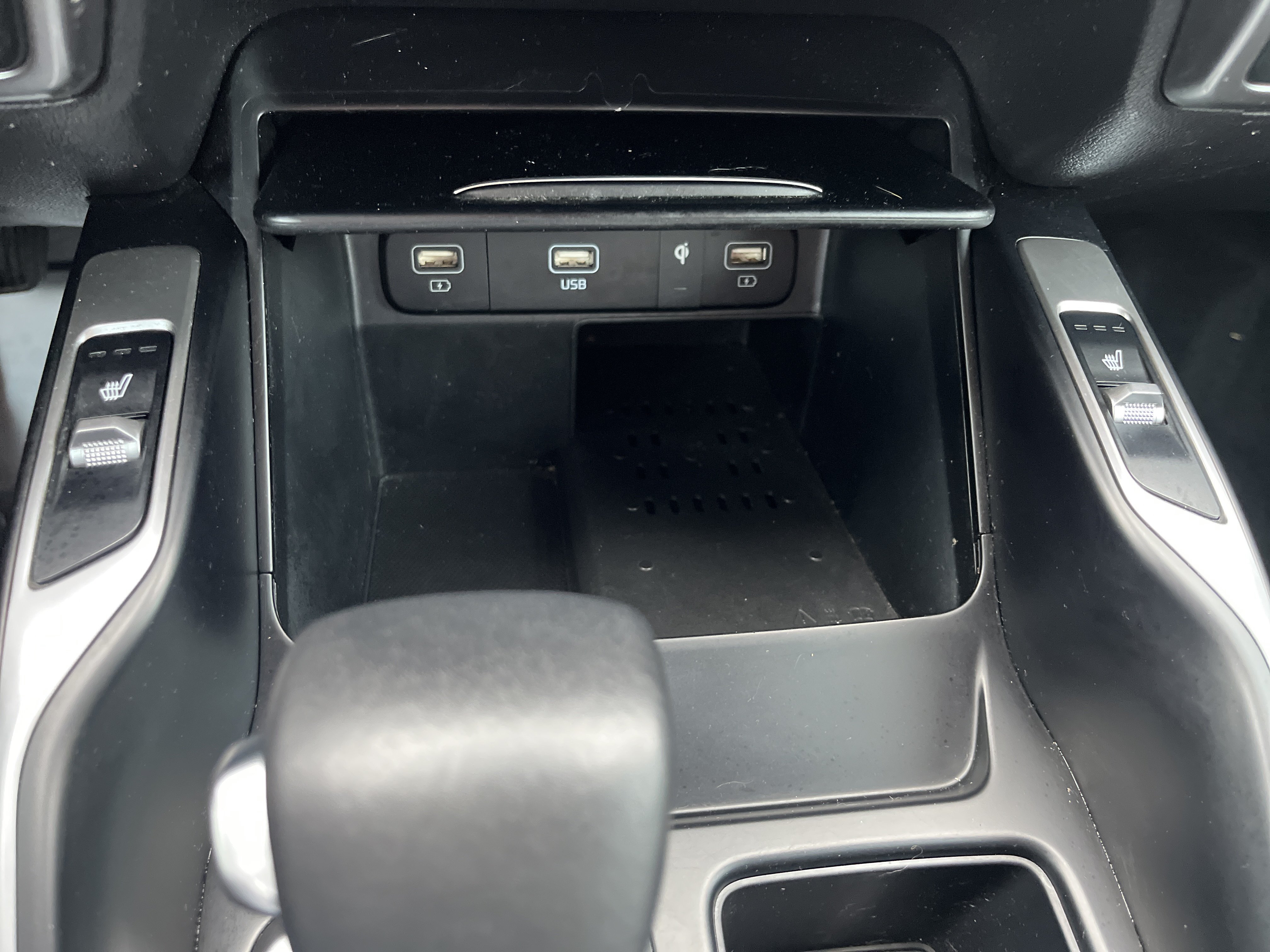 Used 2023 Kia Sorento S FWD image 27