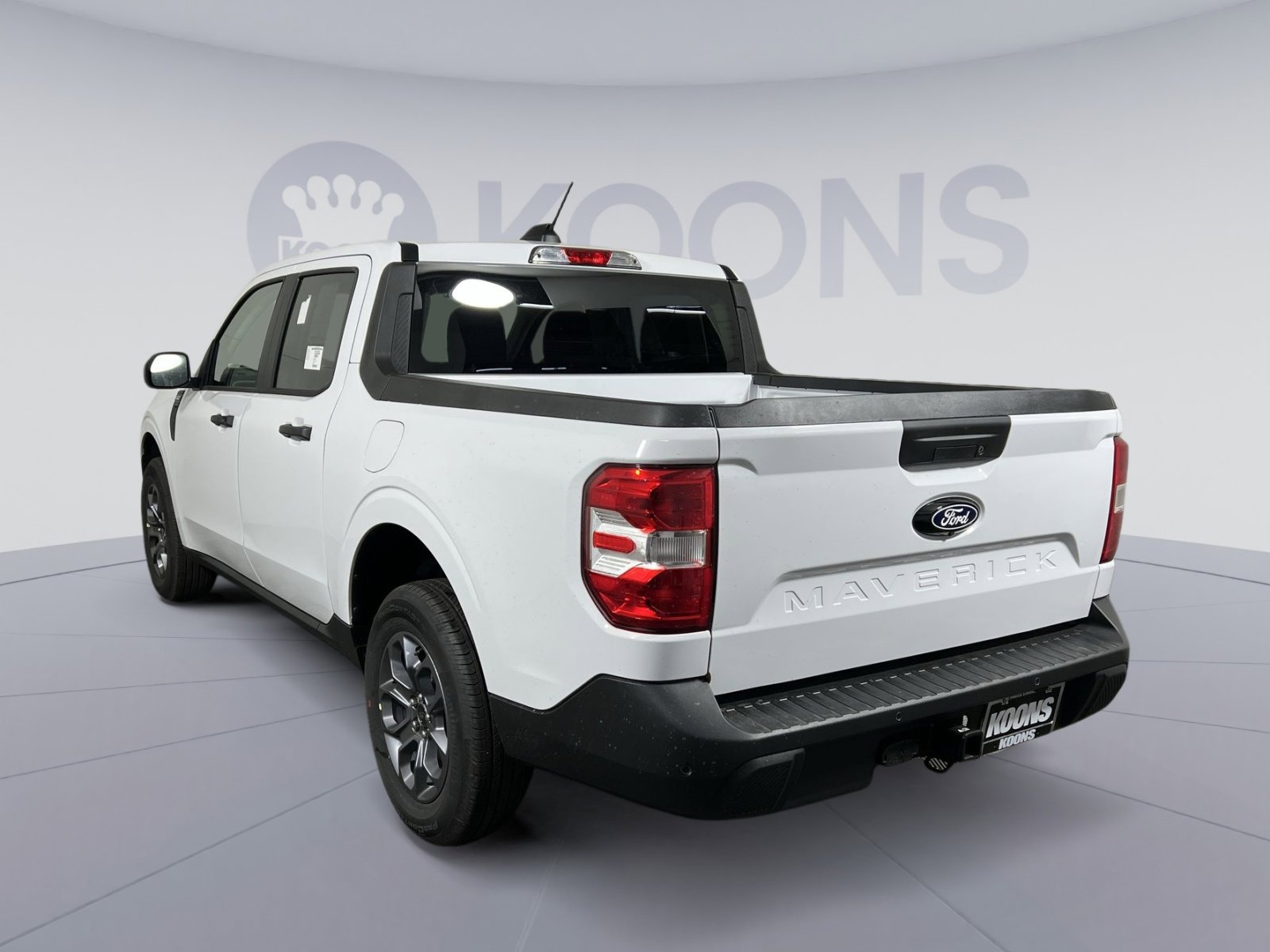New 2025 Ford Maverick XLT w/ XLT Luxury Package image 4