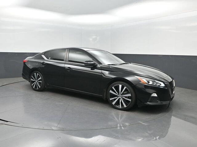 Used 2022 Nissan Altima 2.0 SR image 32