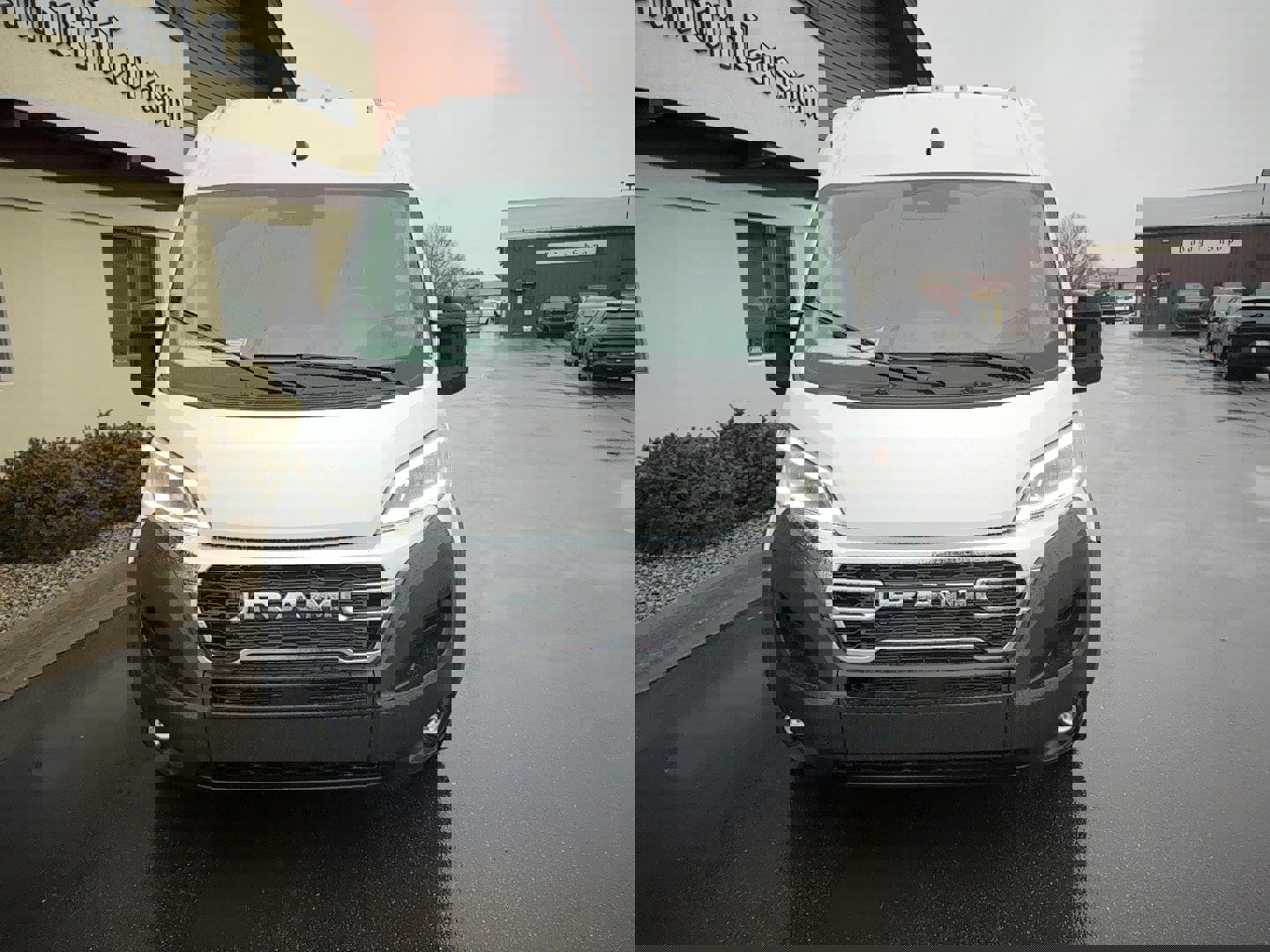 New 2025 RAM ProMaster 2500 w/ Quick Order Package 22G SLT image 2