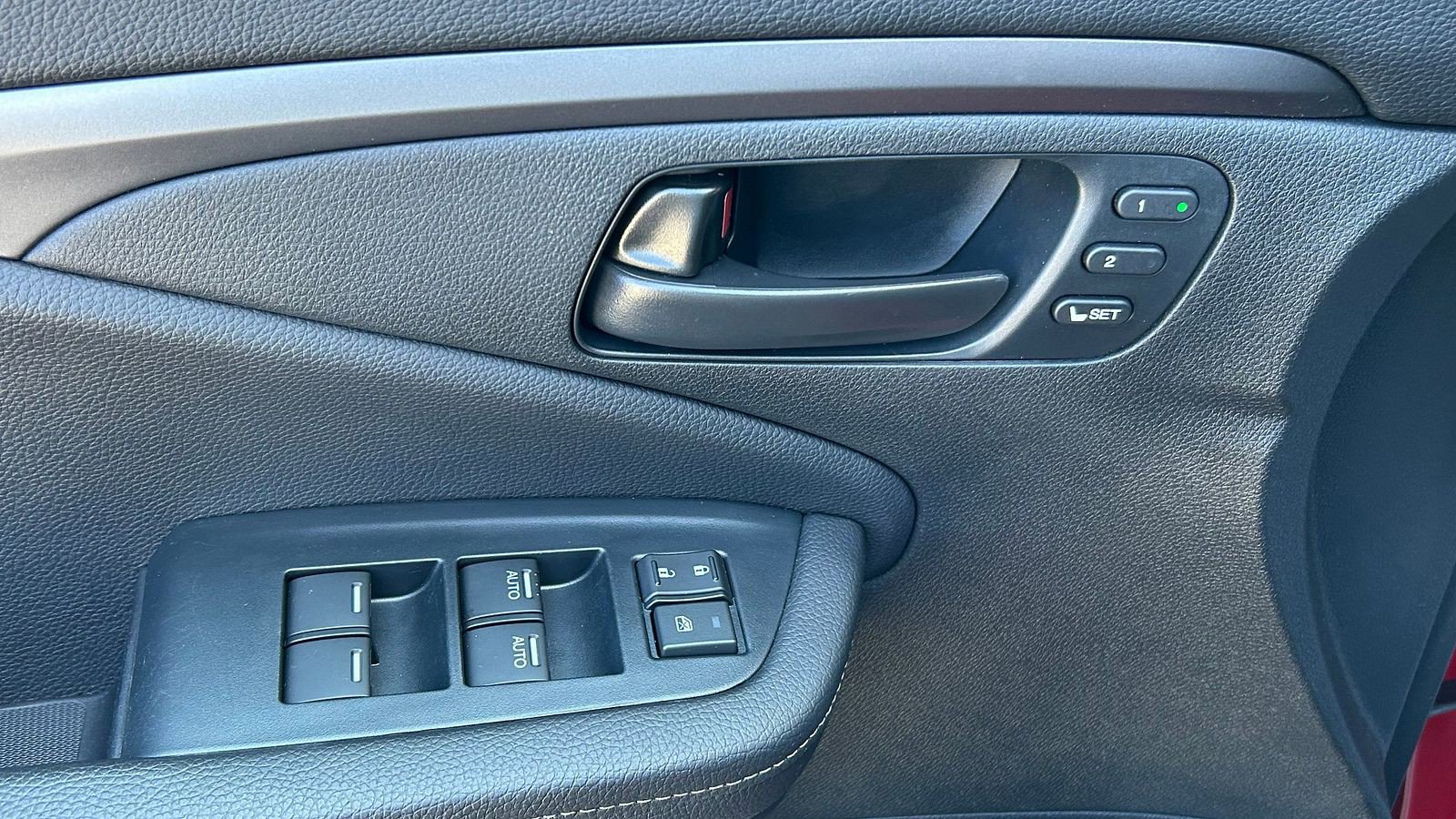 Used 2023 Honda Passport EX-L image 9