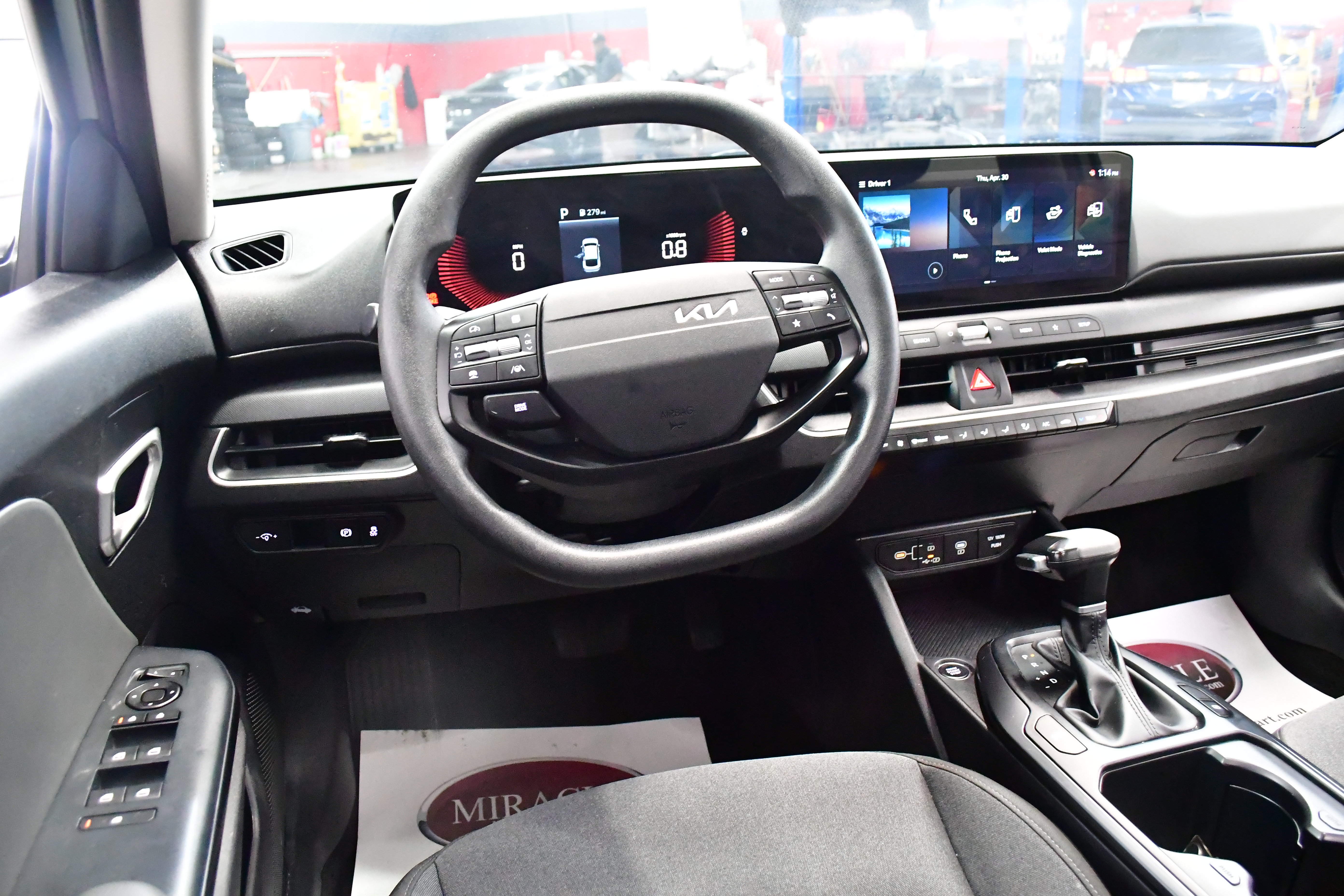 Used 2025 Kia K4 FWD image 8