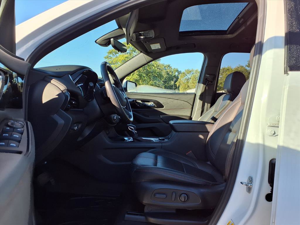 Used 2022 Chevrolet Traverse RS w/ LPO, Floor Liner Package image 26