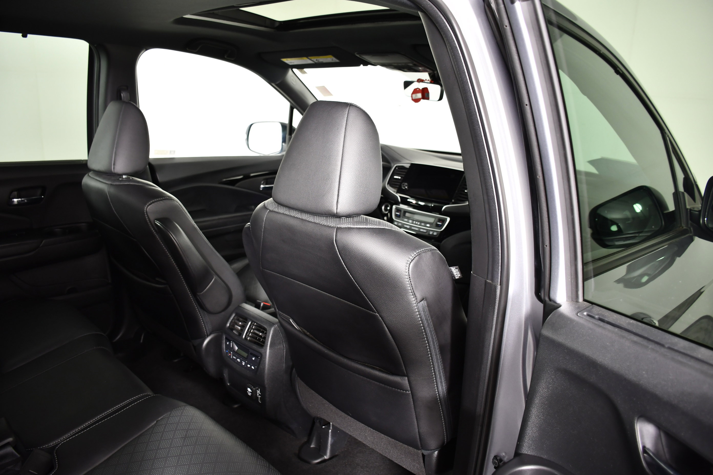 Used 2021 Honda Passport Touring image 46