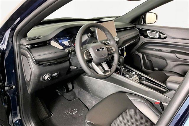 New 2026 Jeep Compass Latitude image 8