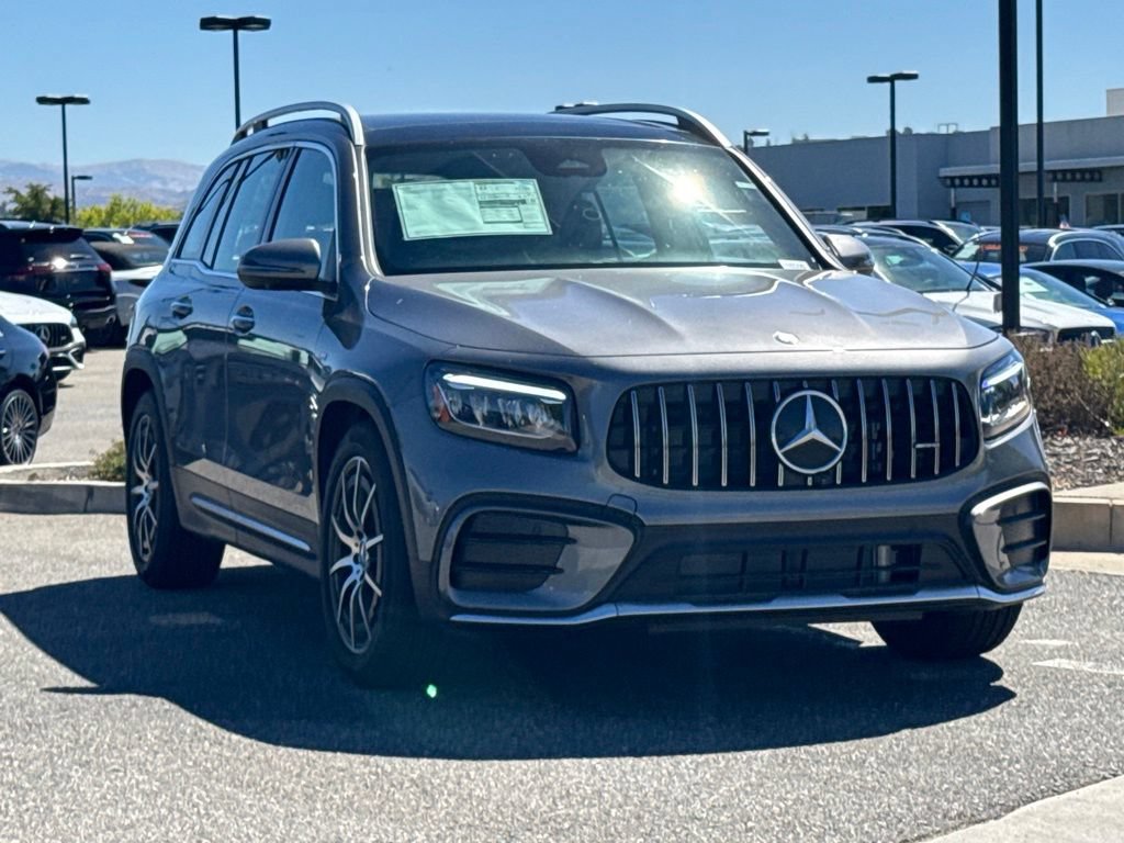 New 2026 Mercedes-Benz GLB 35 AMG 4MATIC image 4