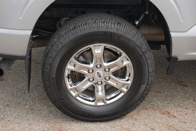 Used 2022 Ford F150 XLT w/ Equipment Group 302A High AWD/4WD image 13